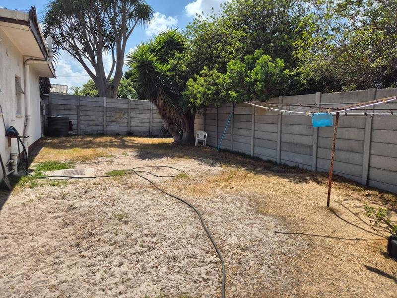 3 Bedroom Property for Sale in Mabille Park Western Cape